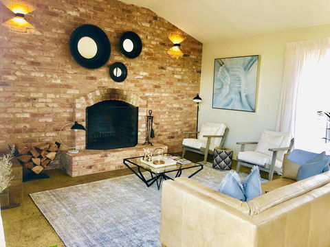 EMBRACING EVANDALE - Hosted By L'Abode Accommodation - St Kilda Accommodation 10