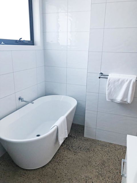 EMBRACING EVANDALE - Hosted By L'Abode Accommodation - St Kilda Accommodation 25