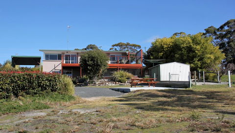 BAY OF FIRES SEACHANGE Ocean Frontage - St Kilda Accommodation 30