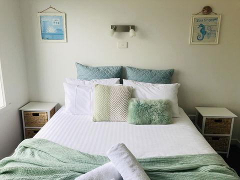 BAY OF FIRES SEACHANGE Ocean Frontage - St Kilda Accommodation 20