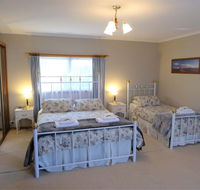 Tamar River Retreat - St Kilda Accommodation