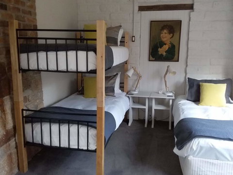 MaraPonds - St Kilda Accommodation 2