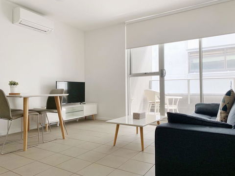 Poplar Box Hill Apartment - St Kilda Accommodation 6
