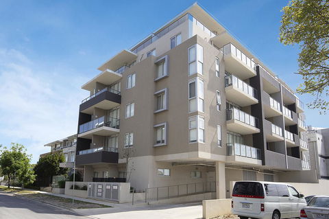 Poplar Box Hill Apartment - St Kilda Accommodation 13