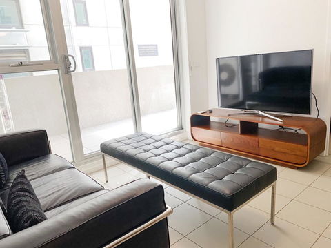 Poplar Box Hill Apartment - St Kilda Accommodation 5