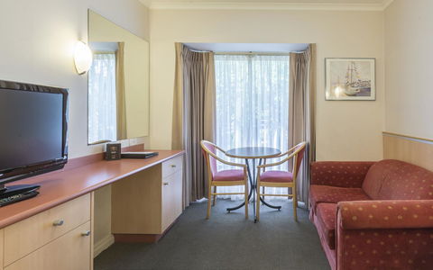 The Waverley International Hotel - St Kilda Accommodation 6