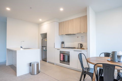 Poplar Apartments - St Kilda Accommodation 3