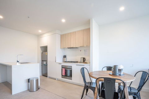 Poplar Apartments - St Kilda Accommodation 12