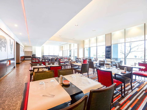 Novotel Melbourne Glen Waverley - St Kilda Accommodation 14