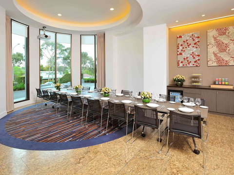 Novotel Melbourne Glen Waverley - St Kilda Accommodation 24