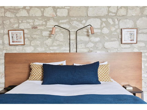 Hotel Sorrento - St Kilda Accommodation 7