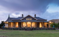 Book Alvie Accommodation Vacations St Kilda Accommodation St Kilda Accommodation