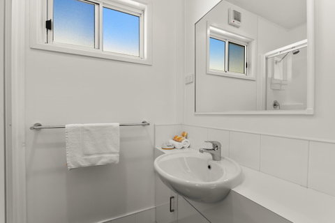 Bright Riverside Holiday Park - St Kilda Accommodation 8