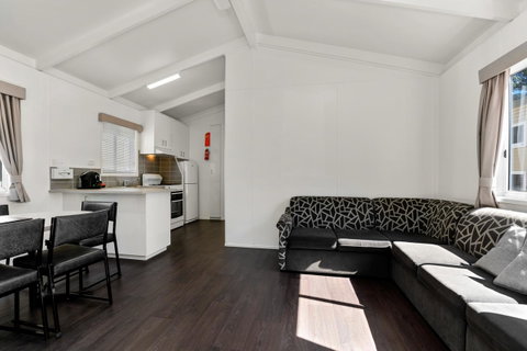 Bright Riverside Holiday Park - St Kilda Accommodation 6