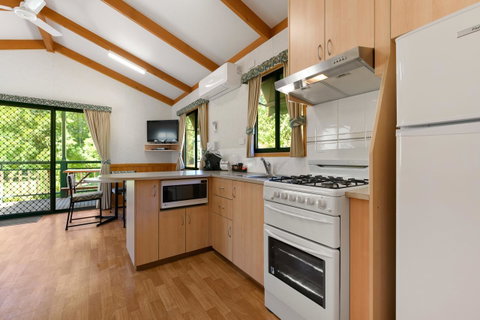 Bright Riverside Holiday Park - St Kilda Accommodation 22