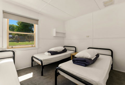 Bright Riverside Holiday Park - St Kilda Accommodation 1