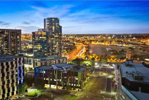 2Bedroom Apartment With Views In Docklands Next To CBD & Marvel Stadium - St Kilda Accommodation 21