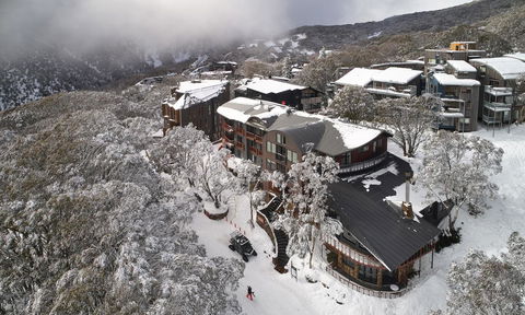 Astra Falls Creek - St Kilda Accommodation 6