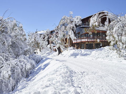 Astra Falls Creek - St Kilda Accommodation 3