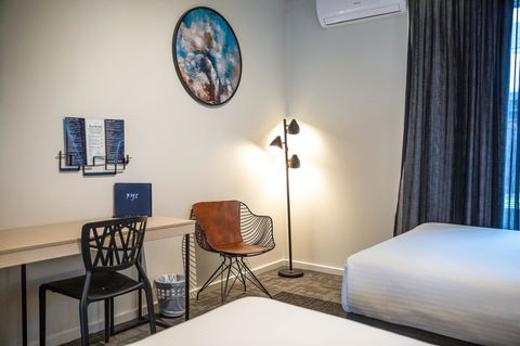 Nightcap At Keysborough Hotel - St Kilda Accommodation 17
