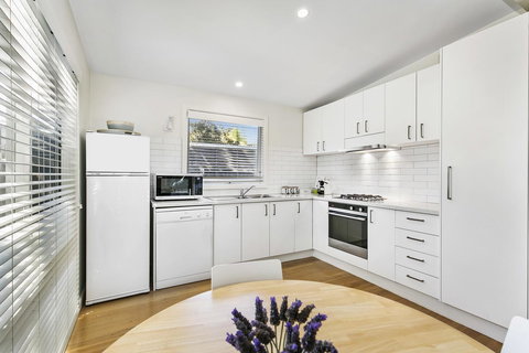 Bilinga Cottages - St Kilda Accommodation 12