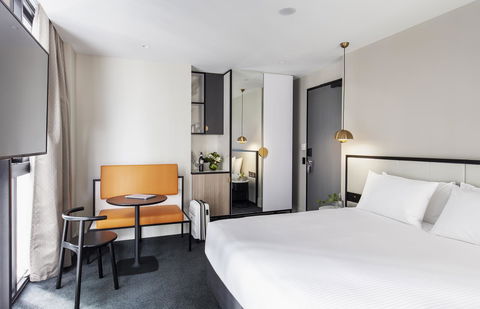 Brady Hotels Jones Lane - St Kilda Accommodation 6