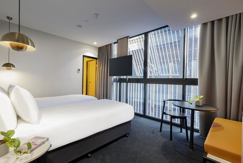 Brady Hotels Jones Lane - St Kilda Accommodation 11