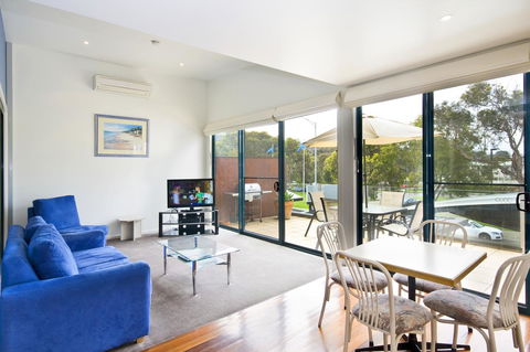 Anchorage Motel & Villas Lorne - St Kilda Accommodation 0