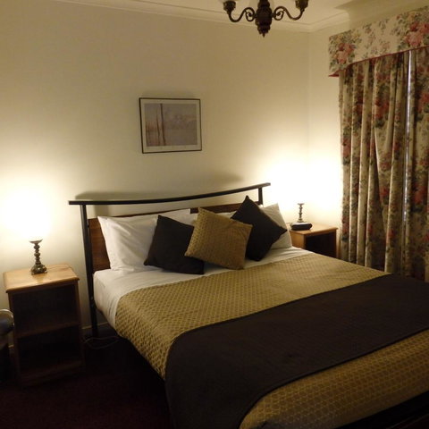 Bright Chalet - St Kilda Accommodation 12