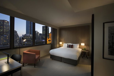 DoubleTree By Hilton Melbourne - St Kilda Accommodation 6