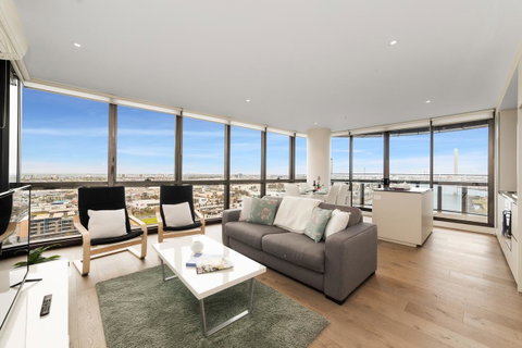 Best Views On Collins - St Kilda Accommodation 0