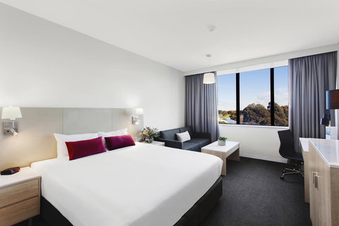 Mercure Melbourne Albert Park - St Kilda Accommodation 8