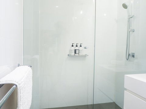 LittleStay Eporo - Central Apartments - St Kilda Accommodation 12