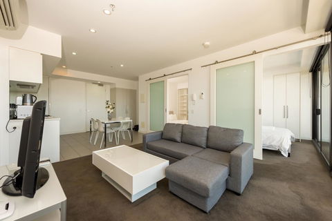 Amazing Accommodations: Vogue - St Kilda Accommodation 32