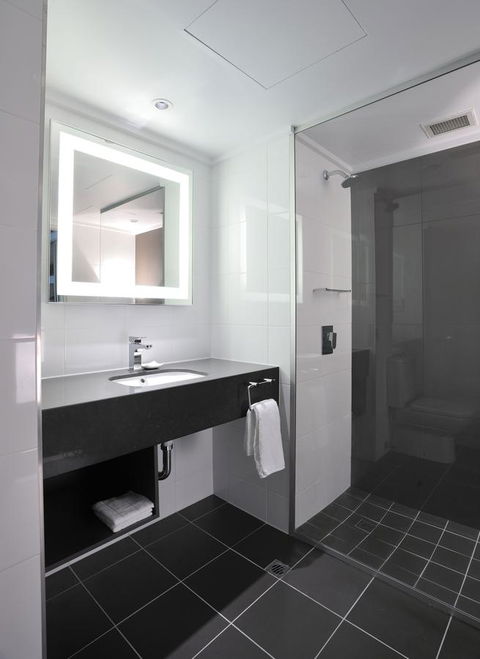 Novotel Melbourne On Collins - St Kilda Accommodation 11