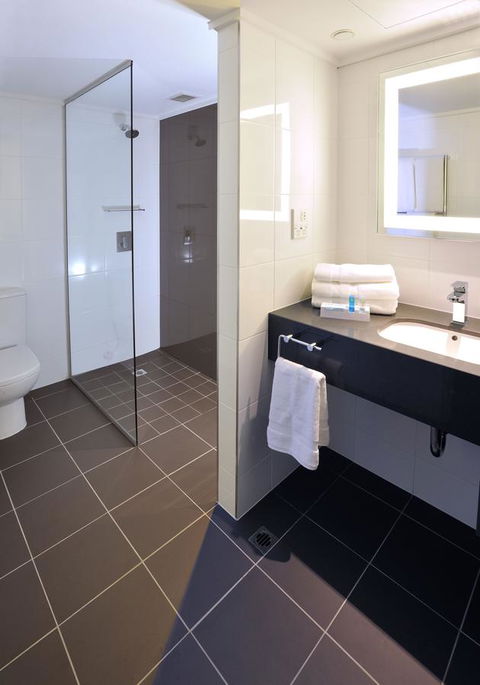 Novotel Melbourne On Collins - St Kilda Accommodation 8