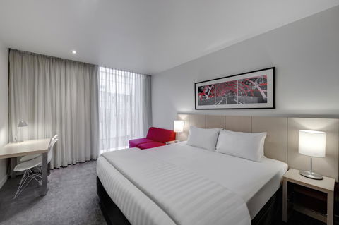 Travelodge Hotel Melbourne Docklands - St Kilda Accommodation 0