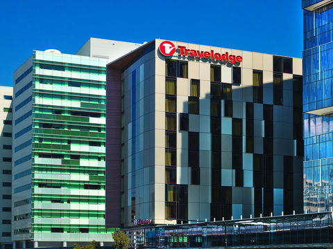 Travelodge Hotel Melbourne Docklands - St Kilda Accommodation 4
