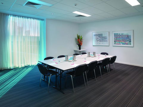 Travelodge Hotel Melbourne Docklands - St Kilda Accommodation 22