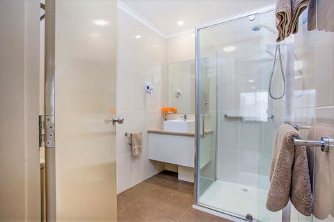 Comfort Inn Warrnambool International - St Kilda Accommodation 3