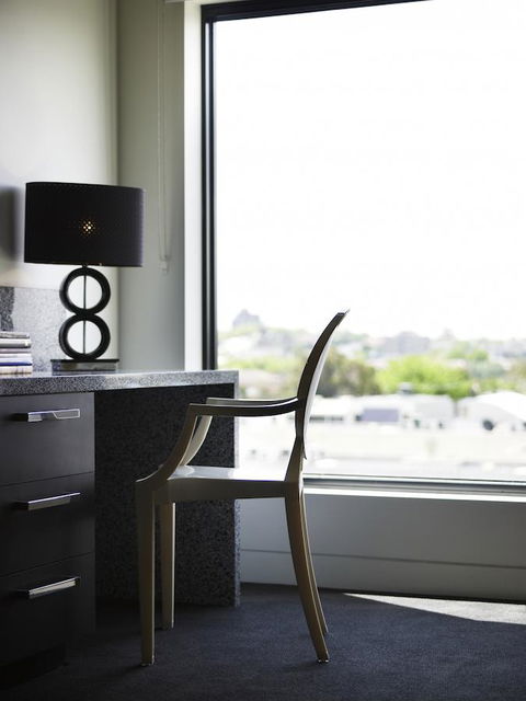 The Cullen Melbourne - Art Series - St Kilda Accommodation 2