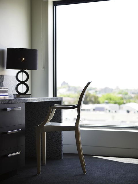 The Cullen Melbourne - Art Series - St Kilda Accommodation 7