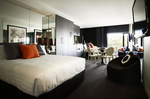The Cullen Melbourne - Art Series - St Kilda Accommodation 16