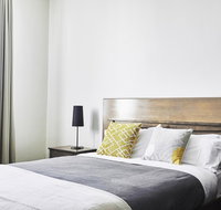 Plough Hotel - St Kilda Accommodation