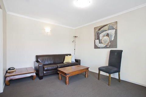 Quality Inn & Suites The Menzies - St Kilda Accommodation 30