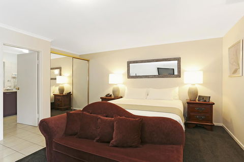 Quality Inn & Suites The Menzies - St Kilda Accommodation 37