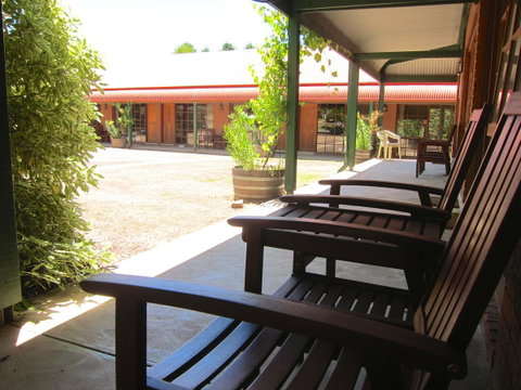 The Harrietville Snowline Hotel - St Kilda Accommodation 6