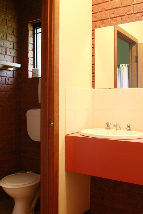 The Harrietville Snowline Hotel - St Kilda Accommodation 8