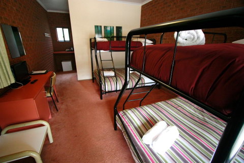 The Harrietville Snowline Hotel - St Kilda Accommodation 4
