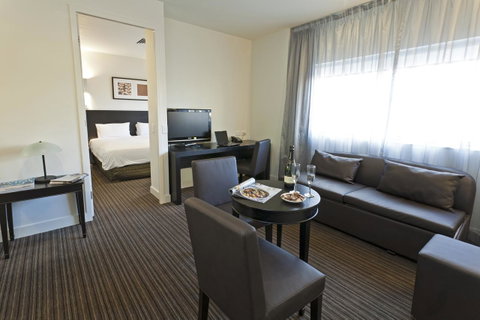 Causeway 353 Hotel - St Kilda Accommodation 10